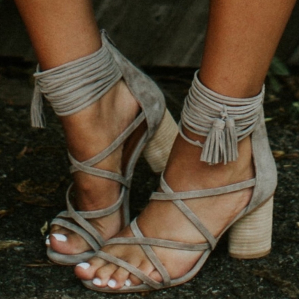 Jeffrey Campbell Despina Strappy Sandal Taupe Suede Size 6.5